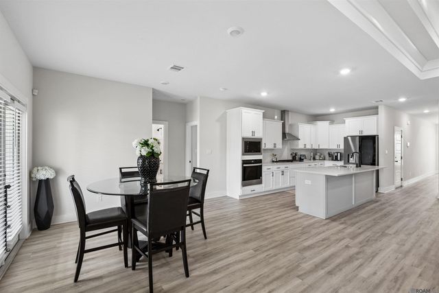 12755 Legacy Oaks Avenue, Baton Rouge, LA 70818