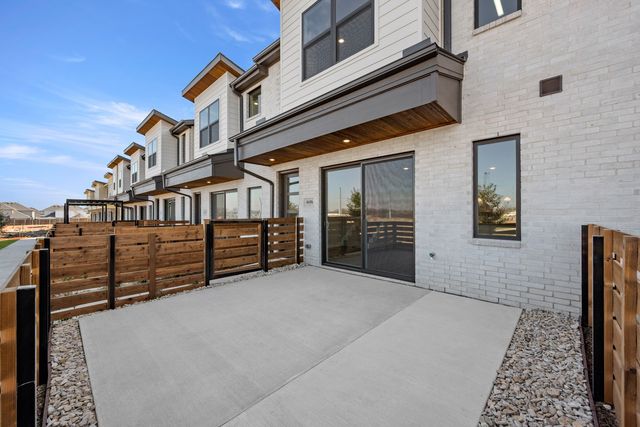4606 White Buffalo Trail, Oak Point, TX 75068