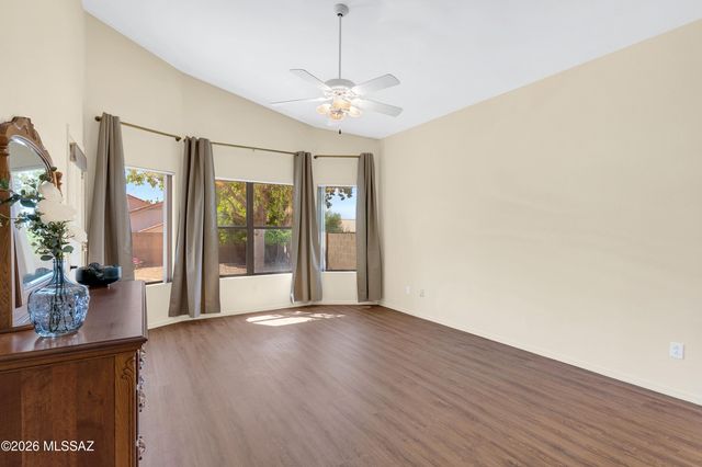 658 E Spanish Steps Drive, Tucson, AZ 85748