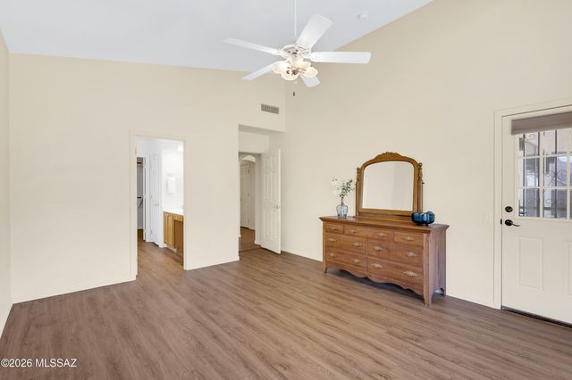 658 E Spanish Steps Drive, Tucson, AZ 85748