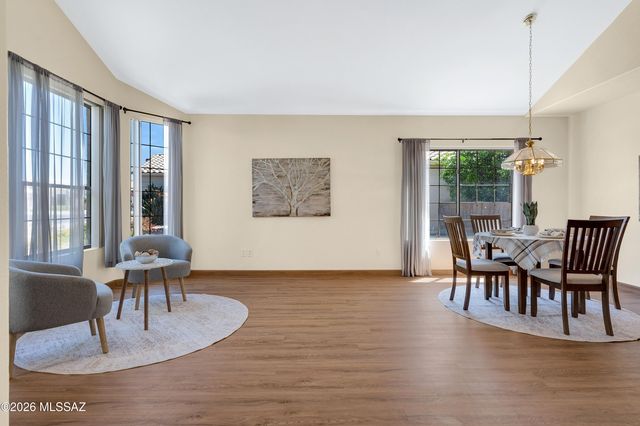 658 E Spanish Steps Drive, Tucson, AZ 85748