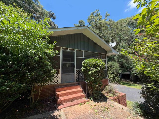 801 Magness Drive, Spartanburg, SC 29303