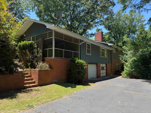 801 Magness Drive, Spartanburg, SC 29303