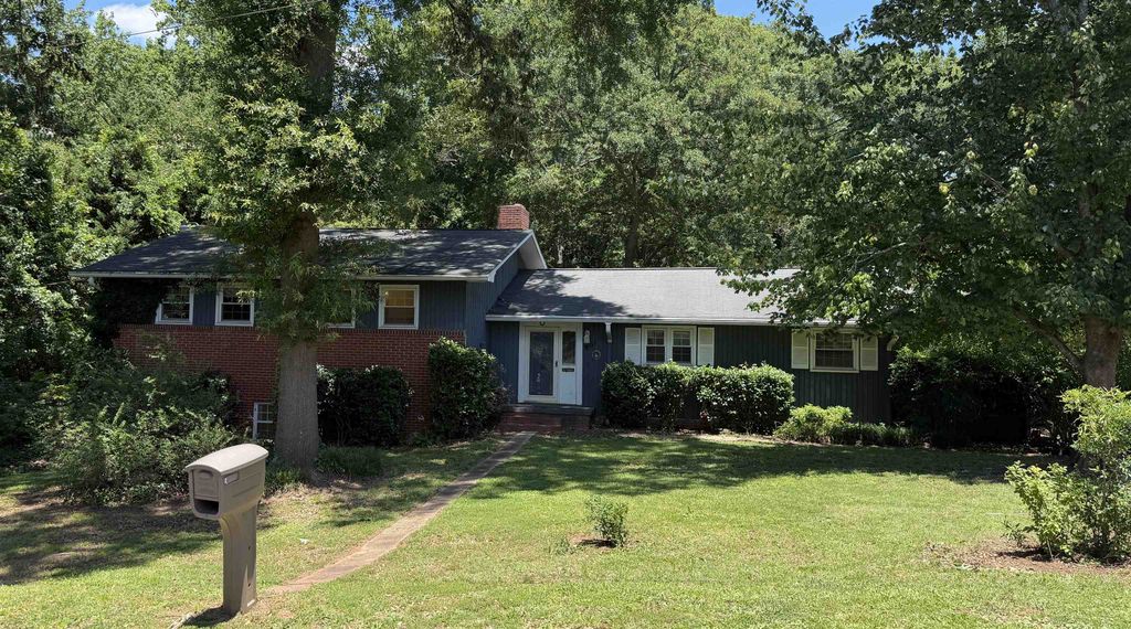 801 Magness Drive, Spartanburg, SC 29303