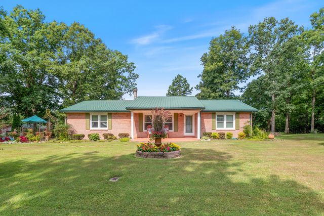 315 Peachtree St, Tennessee Ridge, TN 37178