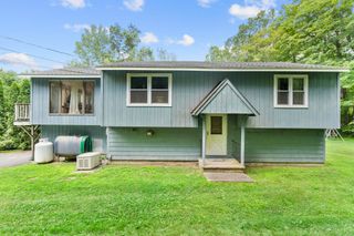 290 Gillette Road, New Hartford, CT 06057