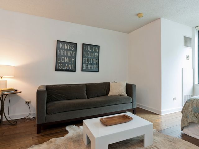 480 N McClurg Court 1007, Chicago, IL 60611