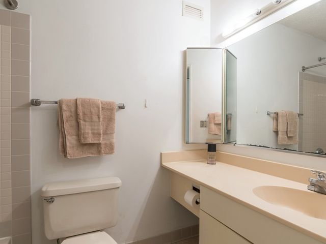 480 N McClurg Court 1007, Chicago, IL 60611