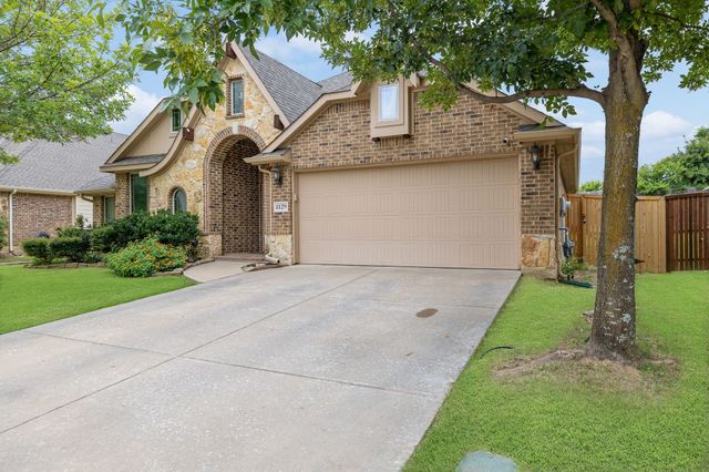 1129 Litchfield Circle, Burleson, TX 76028