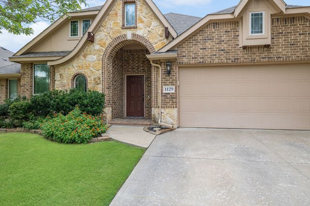1129 Litchfield Circle, Burleson, TX 76028