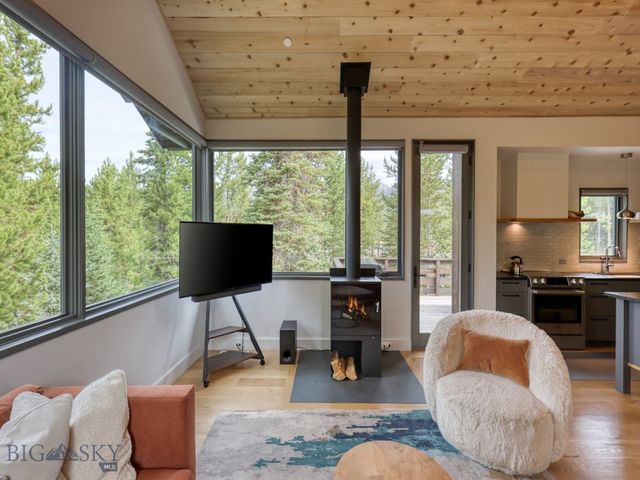 4 Lakewood Drive, Big Sky, MT 59716