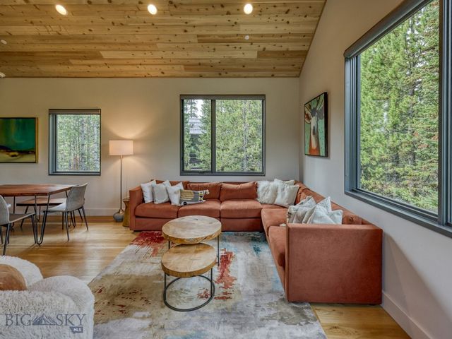 4 Lakewood Drive, Big Sky, MT 59716