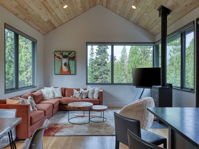 4 Lakewood Drive, Big Sky, MT 59716