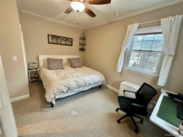 231 Manorhaven Boulevard, Port Washington, NY 11050