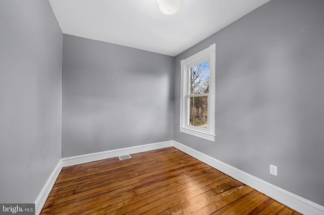304 W COLD SPRING LN, Baltimore, MD 21210