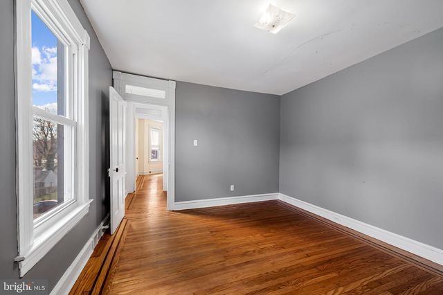 304 W COLD SPRING LN, Baltimore, MD 21210