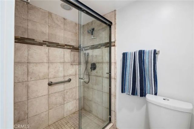 255 Valley, Hermosa Beach, CA 90254