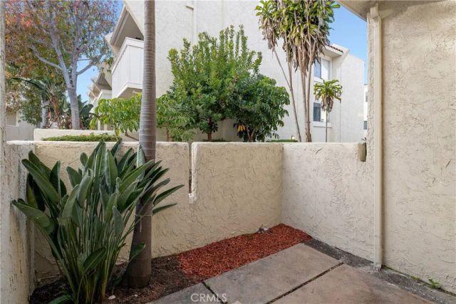 255 Valley, Hermosa Beach, CA 90254