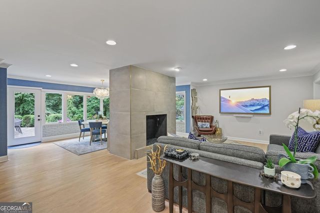 295 Riverhill Drive NW, Sandy Springs, GA 30328