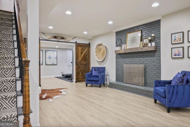 295 Riverhill Drive NW, Sandy Springs, GA 30328