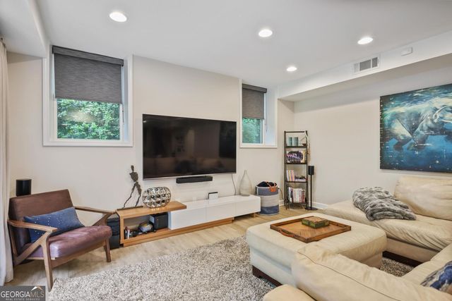295 Riverhill Drive NW, Sandy Springs, GA 30328