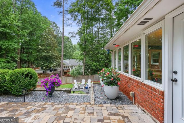 295 Riverhill Drive NW, Sandy Springs, GA 30328