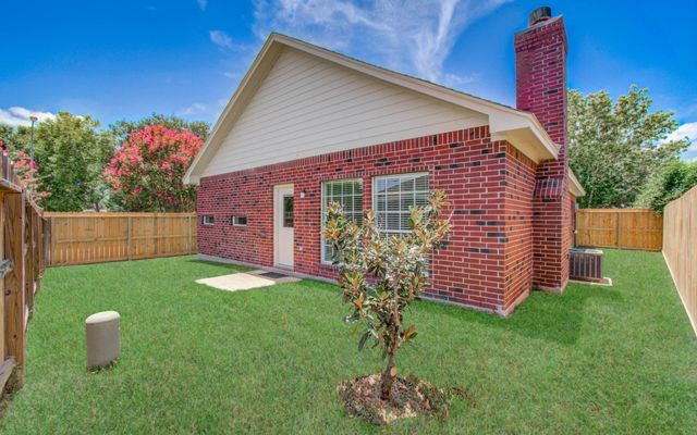 2518 Trotter Dr, Katy, TX 77493