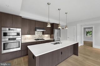 2225 CALIFORNIA ST NW #302, Washington, DC 20008