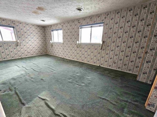 30 Mulligan Drive, Mount Clemens, MI 48043