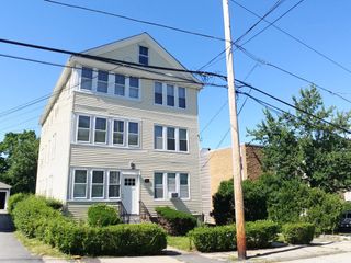 29 Halmstad St 3, Worcester, MA 01607