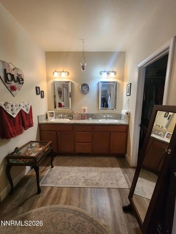 135 Cambridge Drive, Dayton, NV 89403