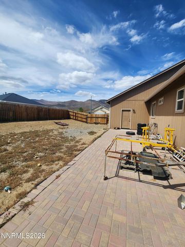 135 Cambridge Drive, Dayton, NV 89403