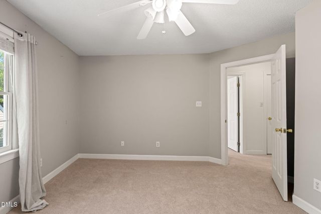 11 Knightsbridge Court, Durham, NC 27707