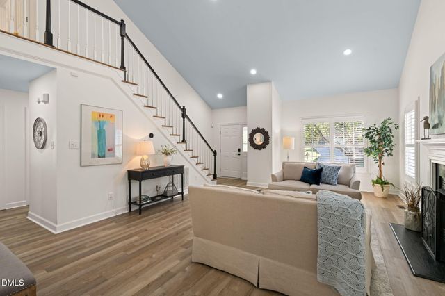 11 Knightsbridge Court, Durham, NC 27707