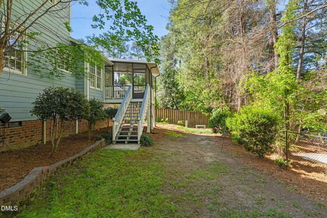11 Knightsbridge Court, Durham, NC 27707