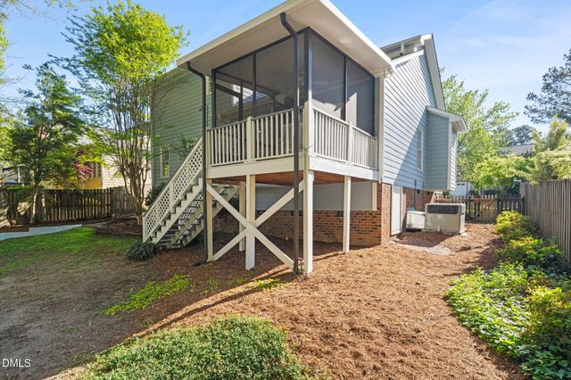 11 Knightsbridge Court, Durham, NC 27707