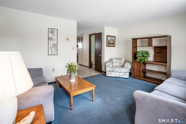 461 Spring Street APT 3B, Naugatuck, CT 06770