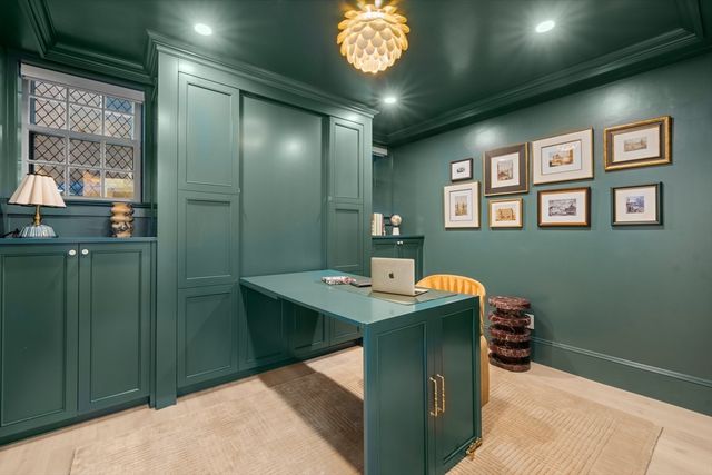 19 Charles River Square, Boston, MA 02114