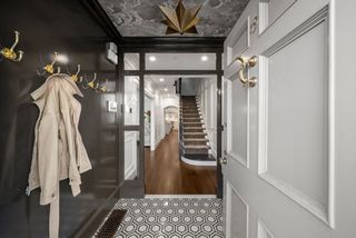 19 Charles River Square, Boston, MA 02114