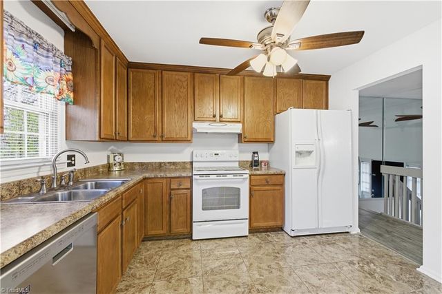 4236 Village Drive, Trinity, NC 27370