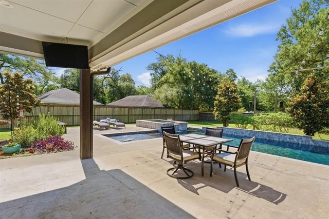 1615 Lawton Drive, Sulphur, LA 70665