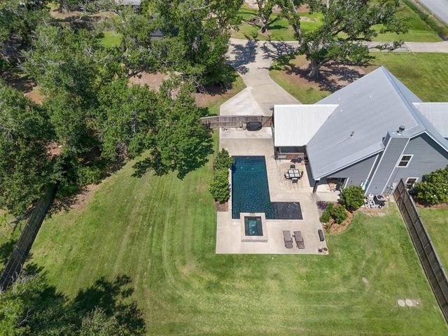 1615 Lawton Drive, Sulphur, LA 70665