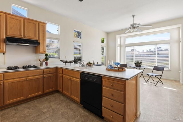 319 Cedar Ridge Dr, Rio Vista, CA 94571