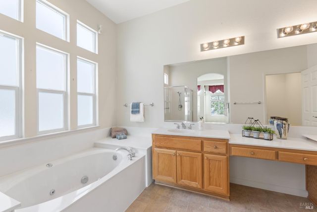 319 Cedar Ridge Dr, Rio Vista, CA 94571