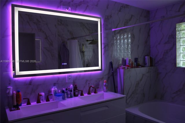 4931 SW 167th Ave, Southwest Ranches, FL 33331