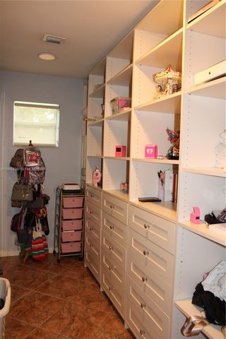 4931 SW 167th Ave, Southwest Ranches, FL 33331