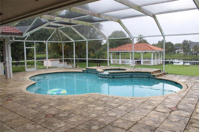 4931 SW 167th Ave, Southwest Ranches, FL 33331