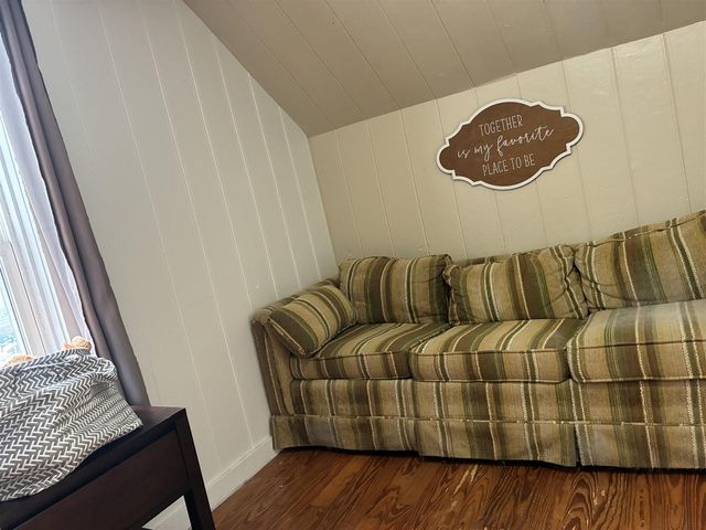 109 E Isabelle Street, Belding, MI 48809