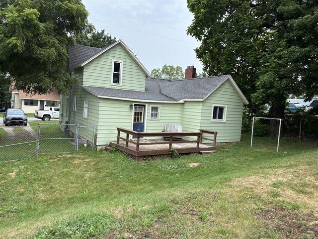 109 E Isabelle Street, Belding, MI 48809