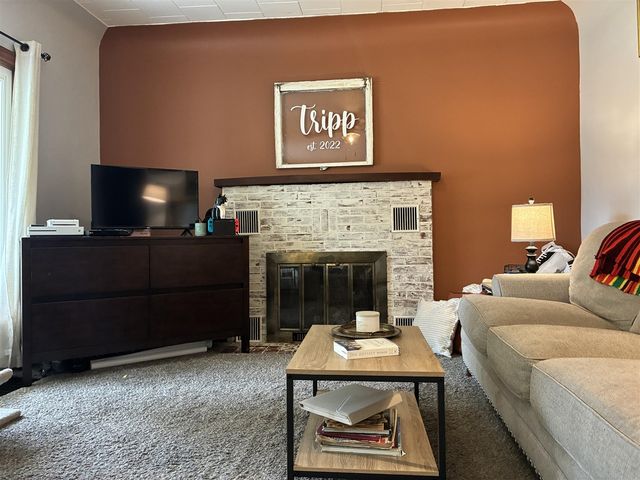 109 E Isabelle Street, Belding, MI 48809